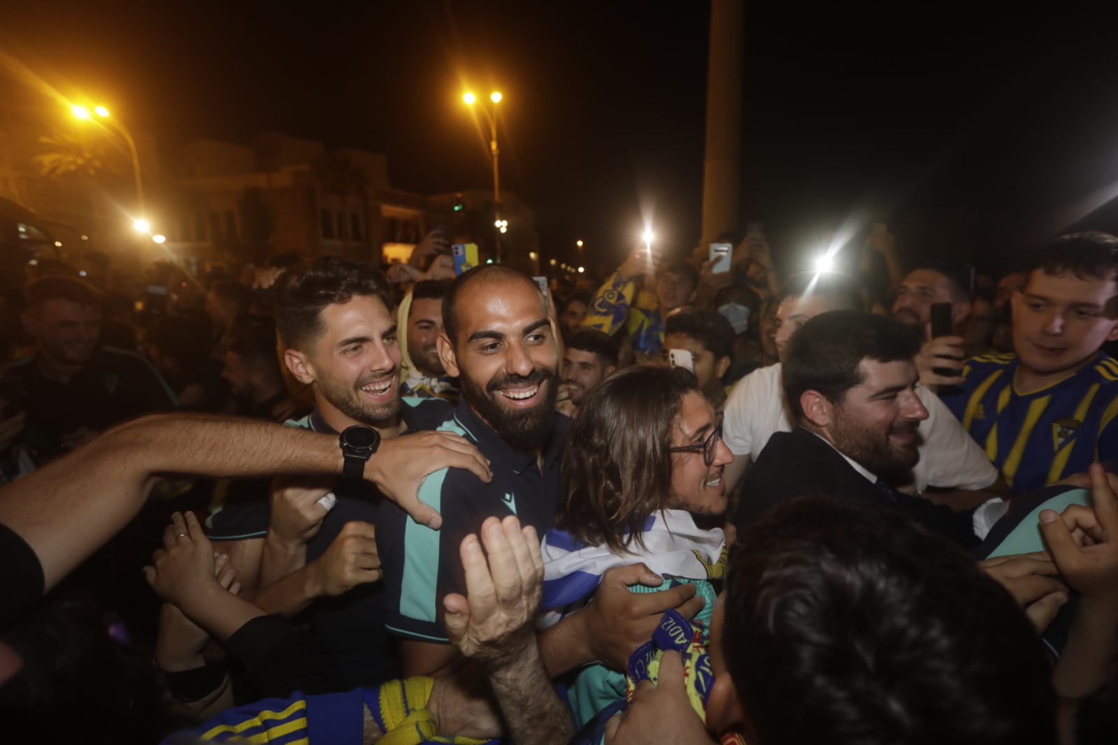 La celebración del Cádiz CF con su afición en imágenes