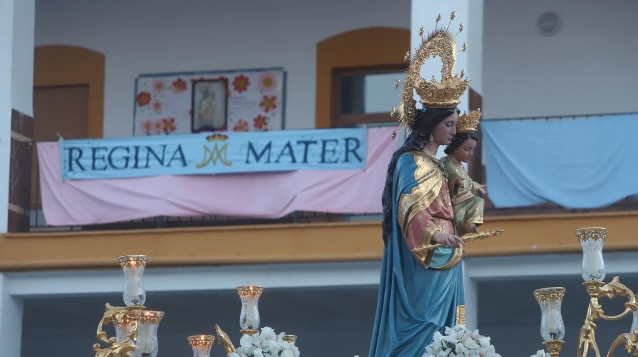 La procesión de María Auxiliadora en Córdoba, en imágenes