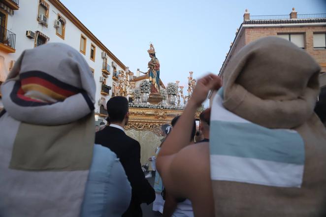 La procesión de María Auxiliadora en Córdoba, en imágenes