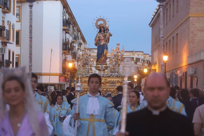 La procesión de María Auxiliadora en Córdoba, en imágenes