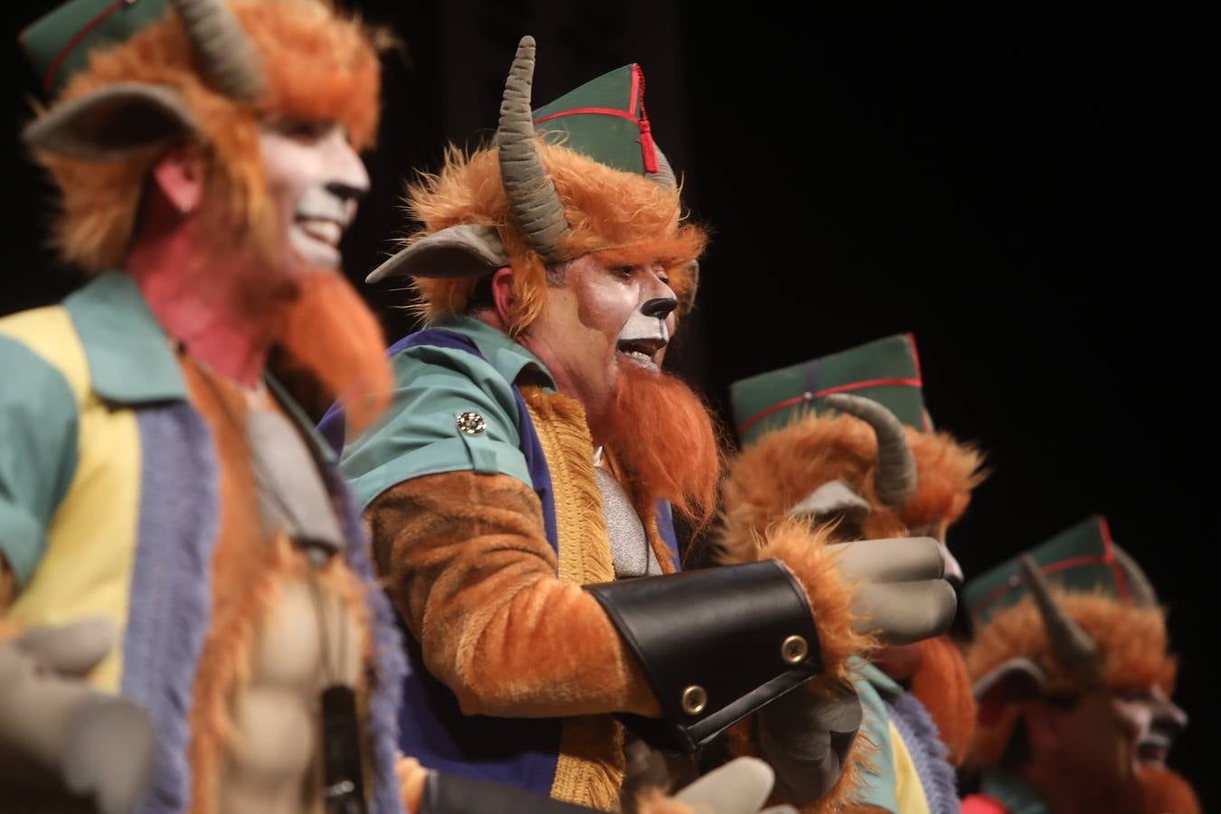 Fotos: Chirigota &#039;La legionaria&#039; en el COAC 2022. Carnaval de Cádiz