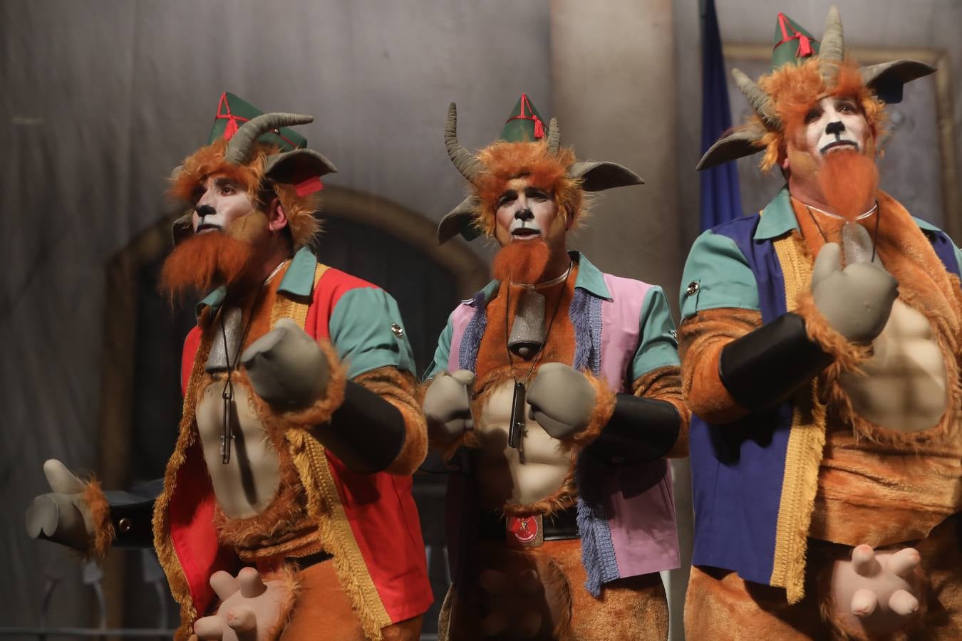 Fotos: Chirigota &#039;La legionaria&#039; en el COAC 2022. Carnaval de Cádiz