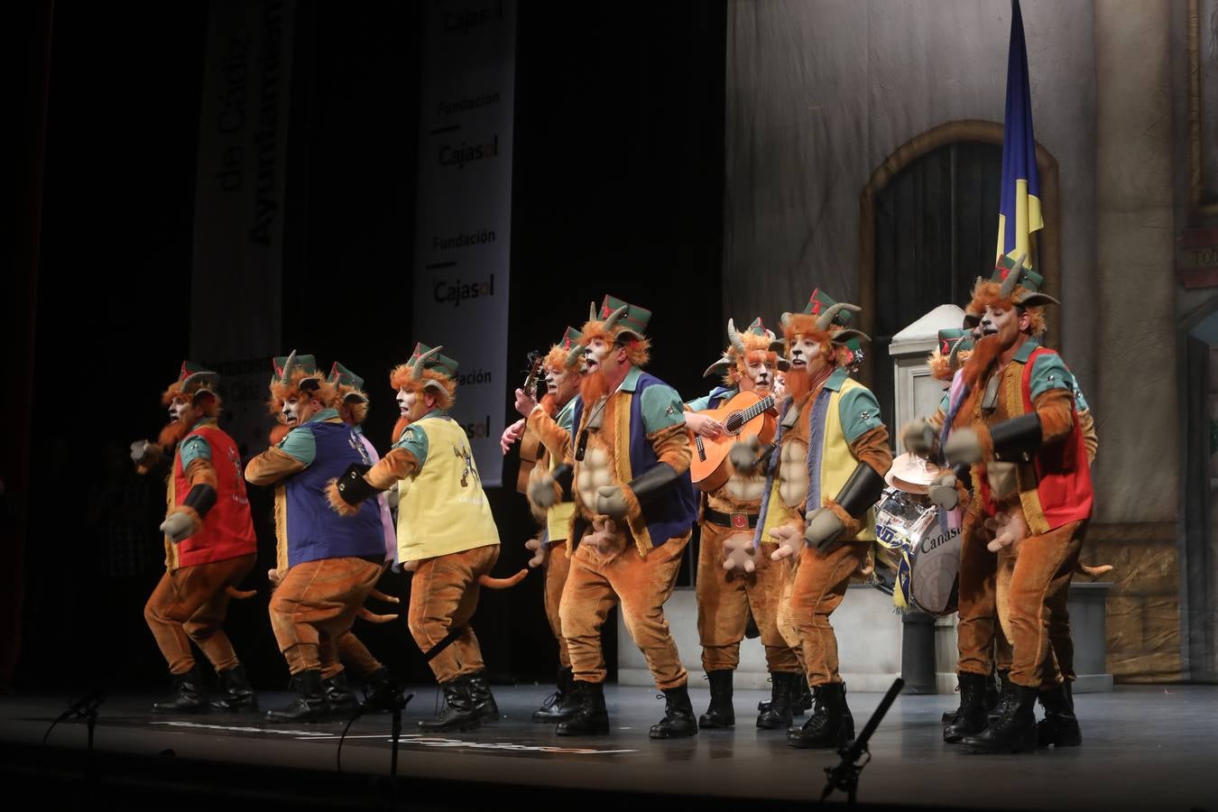 Fotos: Chirigota &#039;La legionaria&#039; en el COAC 2022. Carnaval de Cádiz