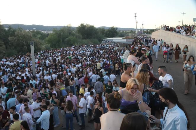 Feria de Córdoba 2022 | El botellón en el Balcón del Guadalquivir, en imágenes