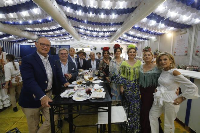 Feria de Córdoba 2022 | El vibrante ambiente en las casetas el jueves, en imágenes