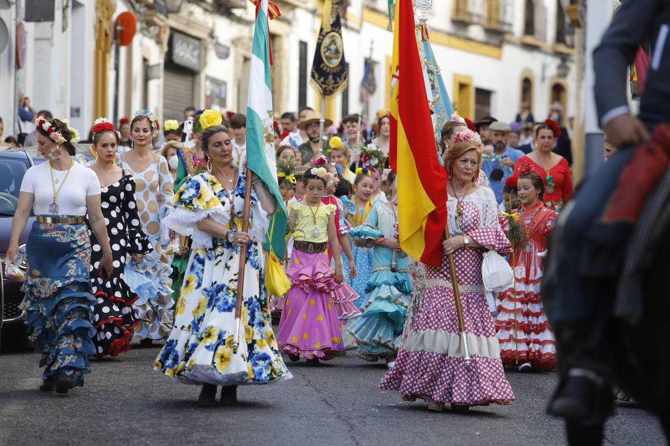 La belleza de la salida de la Hermandad del Rocío de Córdoba, en imágenes