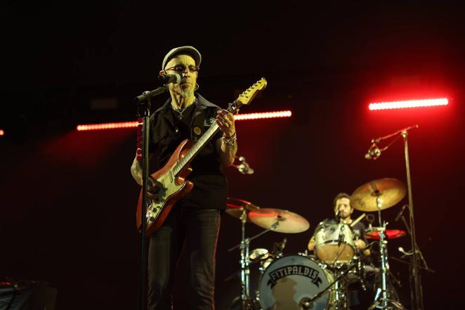 El vibrante concierto de Fito Fitipaldi en Córdoba, en imágenes