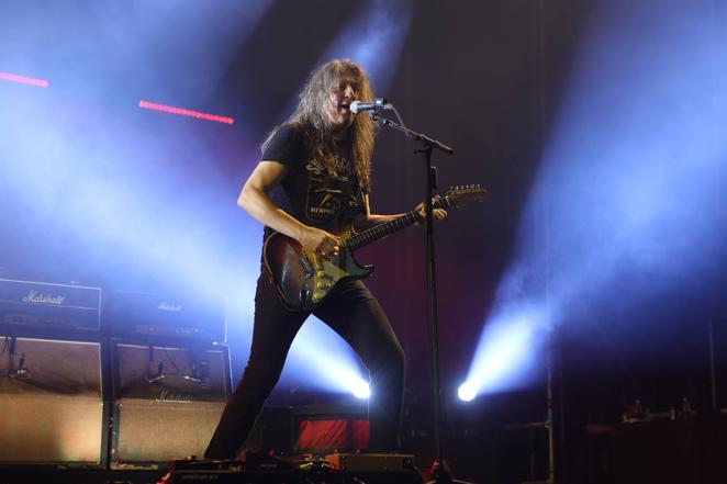 El vibrante concierto de Fito Fitipaldi en Córdoba, en imágenes