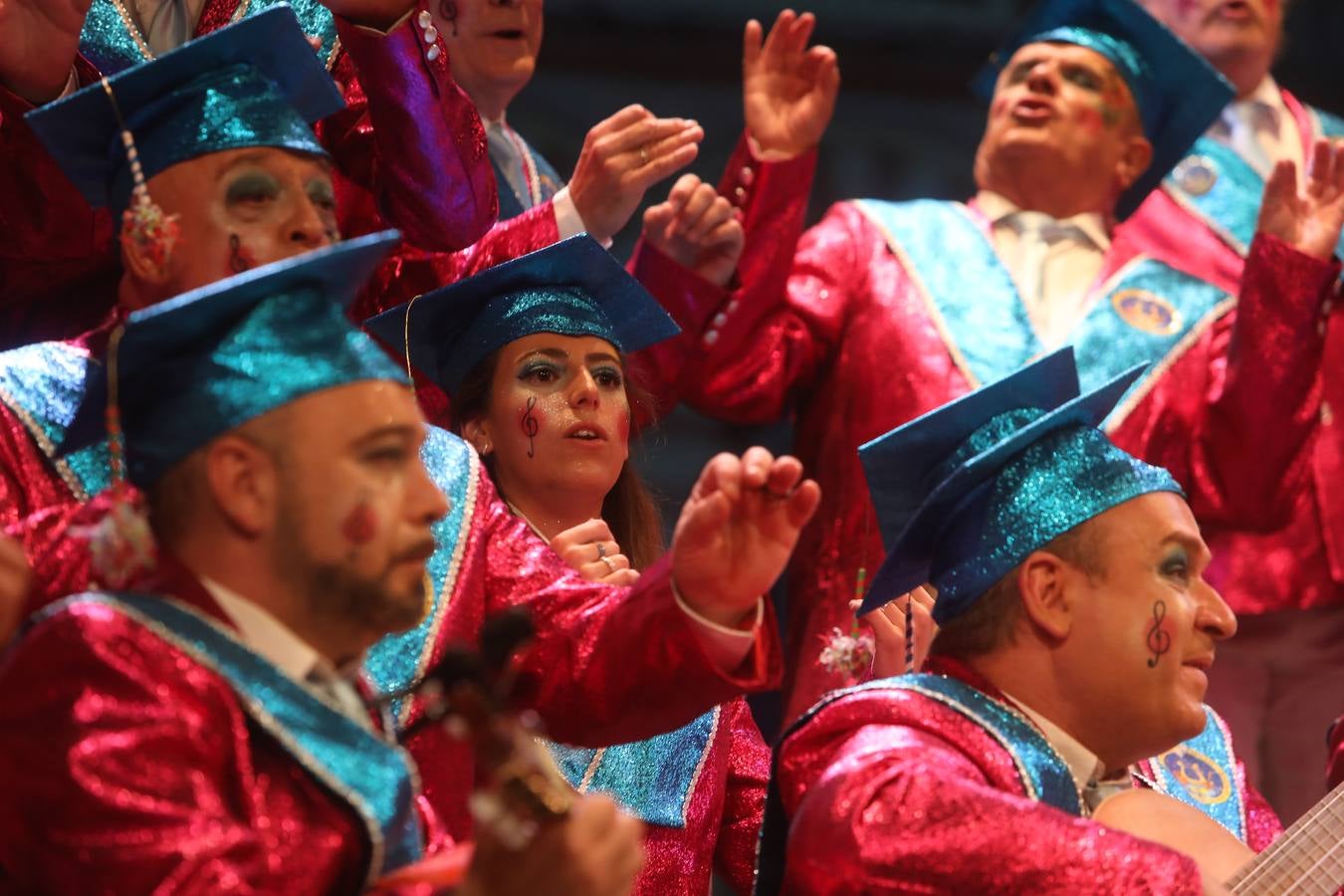 Fotos: Coro &#039;Carrera oficial&#039; en el COAC 2022. Carnaval de Cádiz