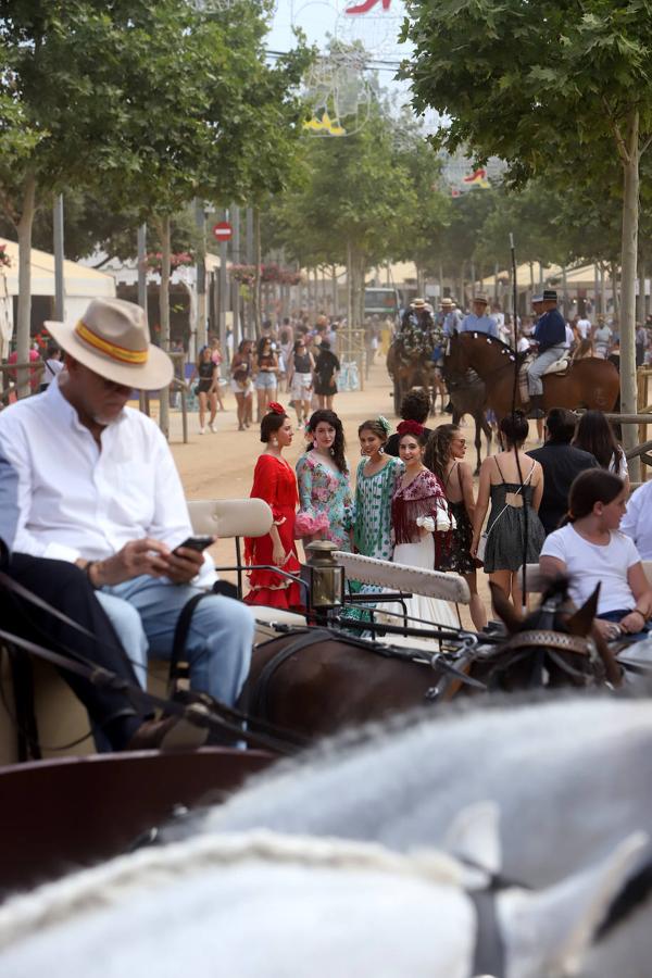 El excelente ambiente del sábado en la Feria de Córdoba, en imágenes