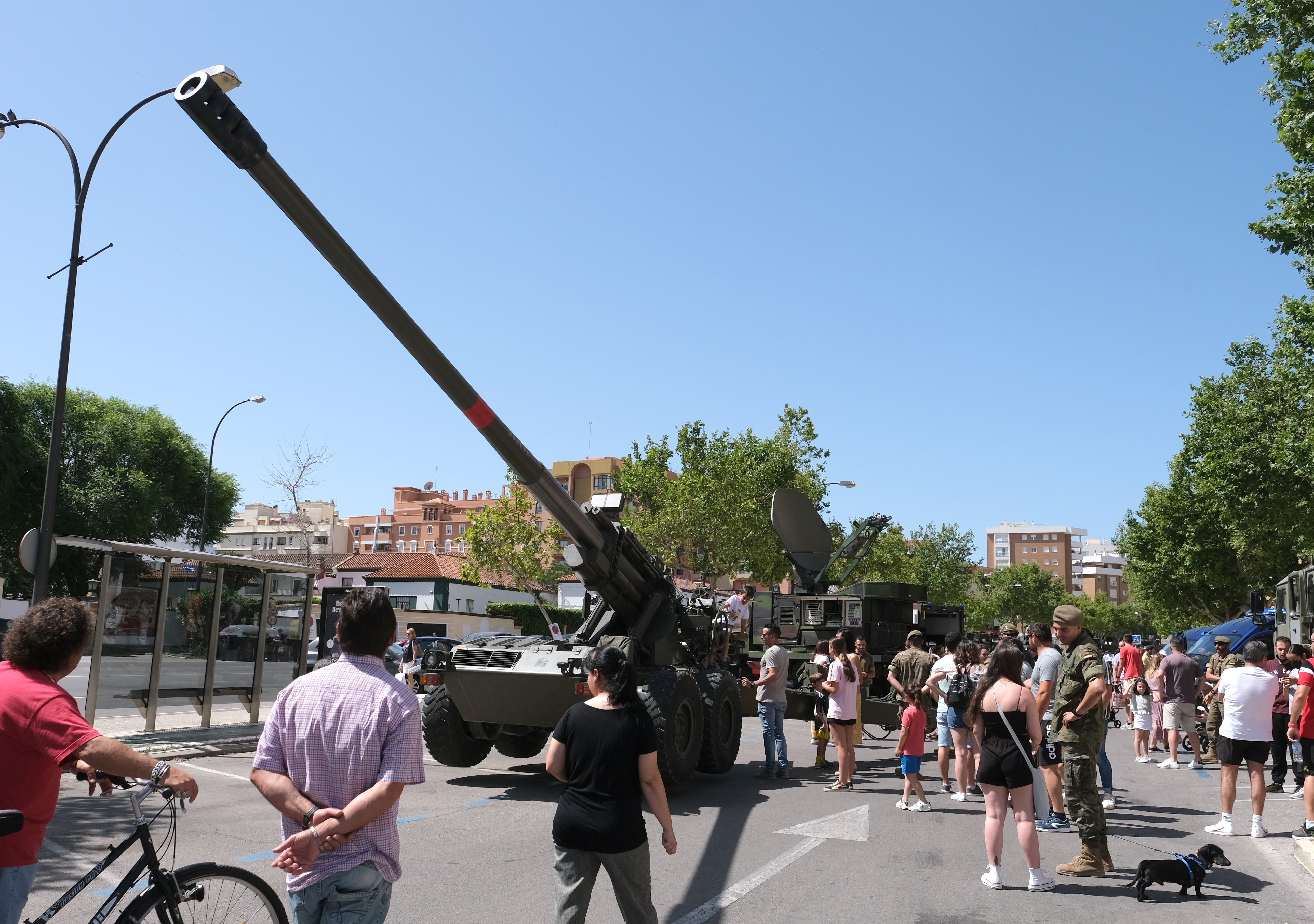 En imágenes: Día de las Fuerzas Armadas en Cádiz