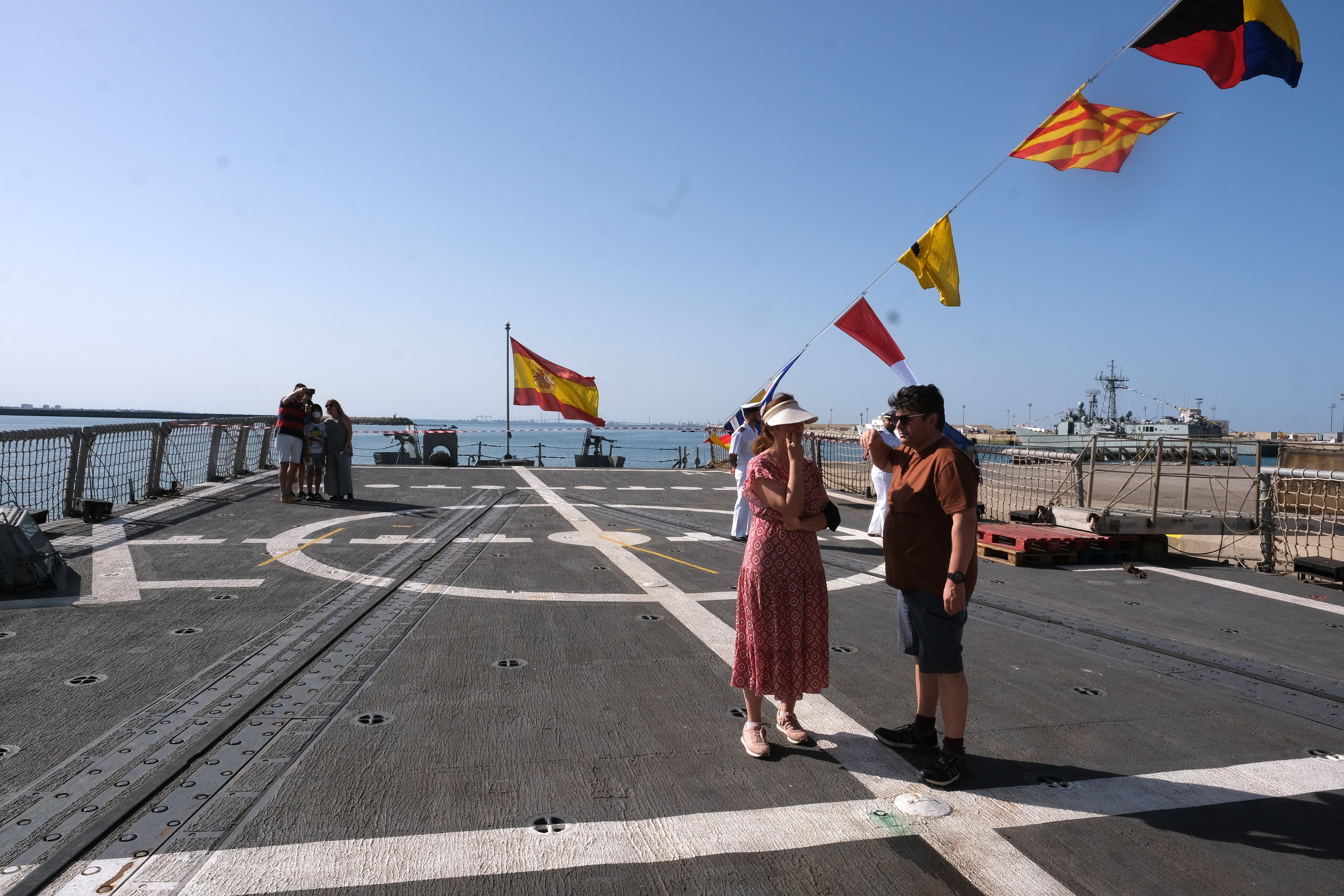 En imágenes: Día de las Fuerzas Armadas en Cádiz