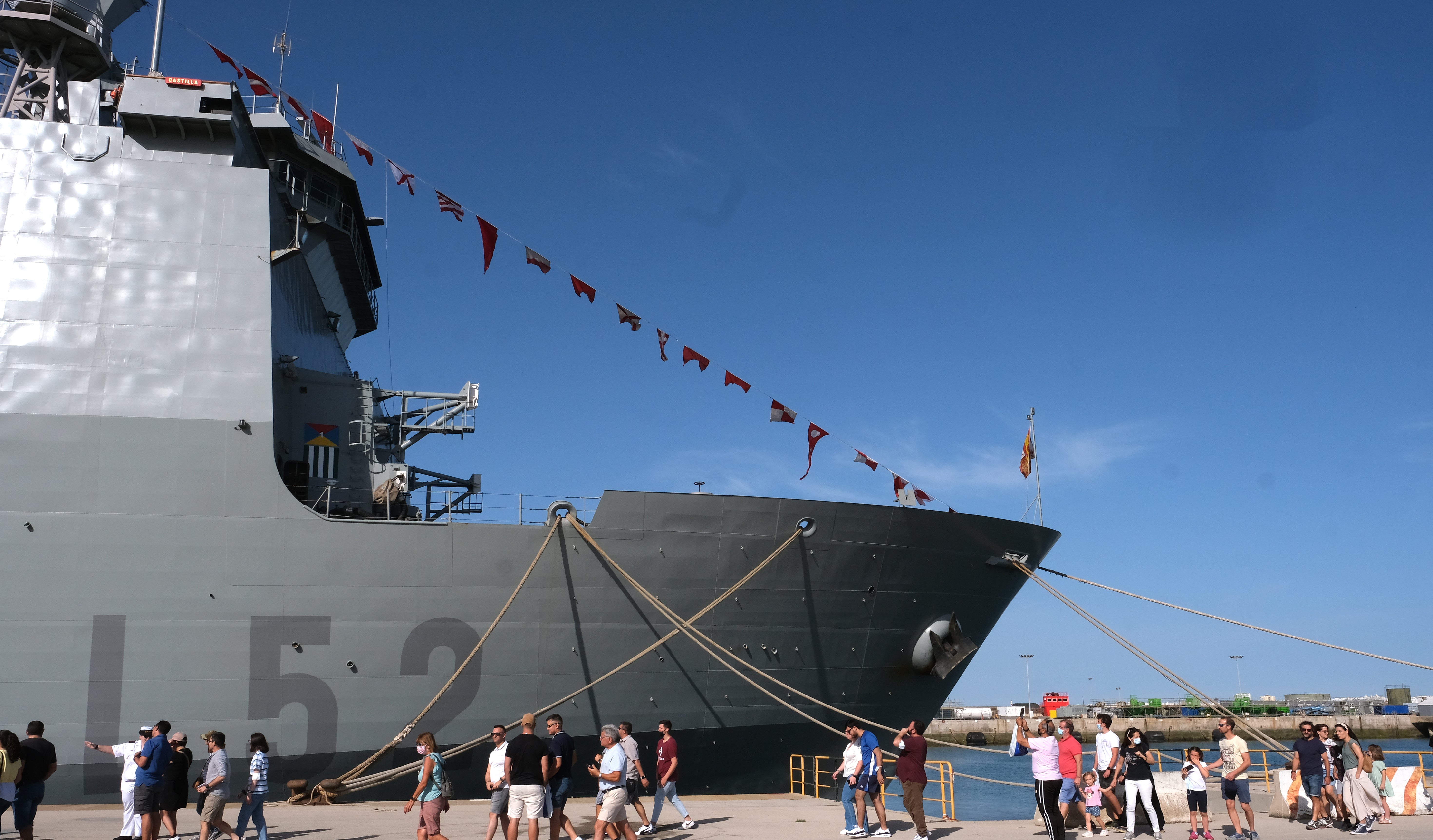 En imágenes: Día de las Fuerzas Armadas en Cádiz