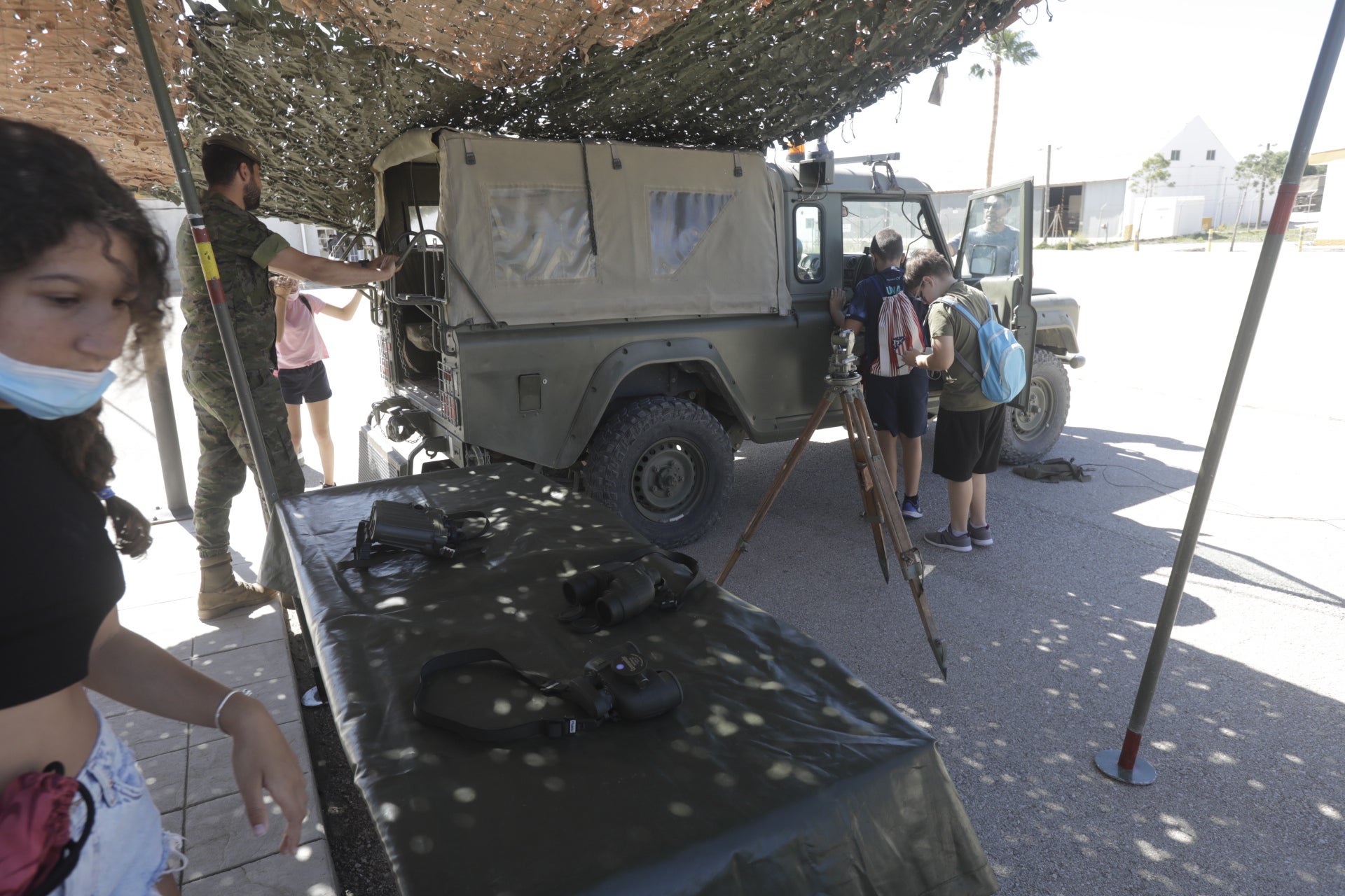 En imágenes: Día de las Fuerzas Armadas en Cádiz