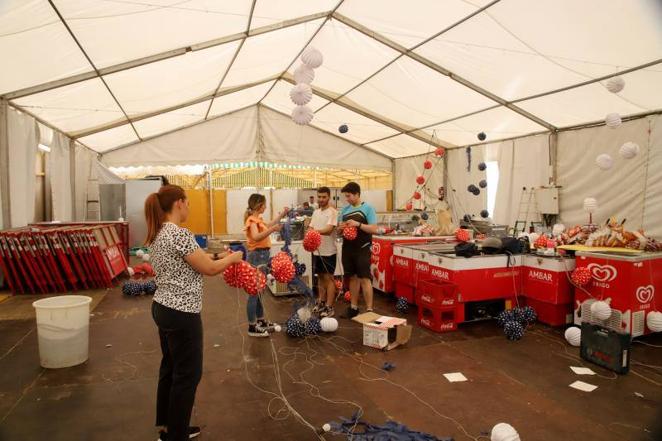 El desmontaje de la Feria de Córdoba, en imágenes