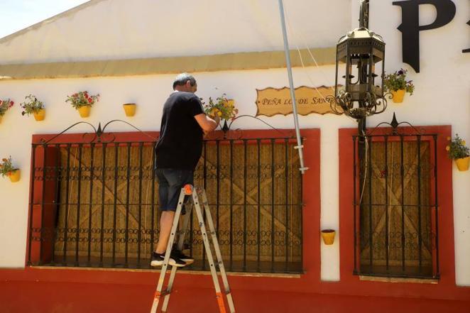 El desmontaje de la Feria de Córdoba, en imágenes