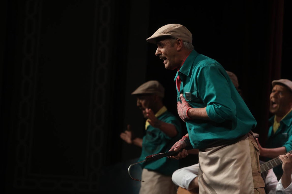 Fotos: Coro &#039;La fábrica de conservas&#039; en el COAC 2022. Carnaval de Cádiz