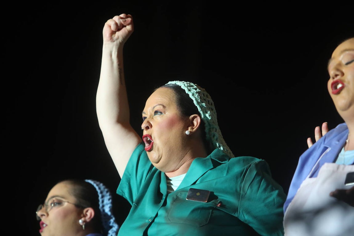 Fotos: Coro &#039;La fábrica de conservas&#039; en el COAC 2022. Carnaval de Cádiz