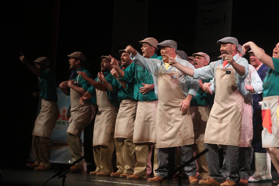 Fotos: Coro &#039;La fábrica de conservas&#039; en el COAC 2022. Carnaval de Cádiz