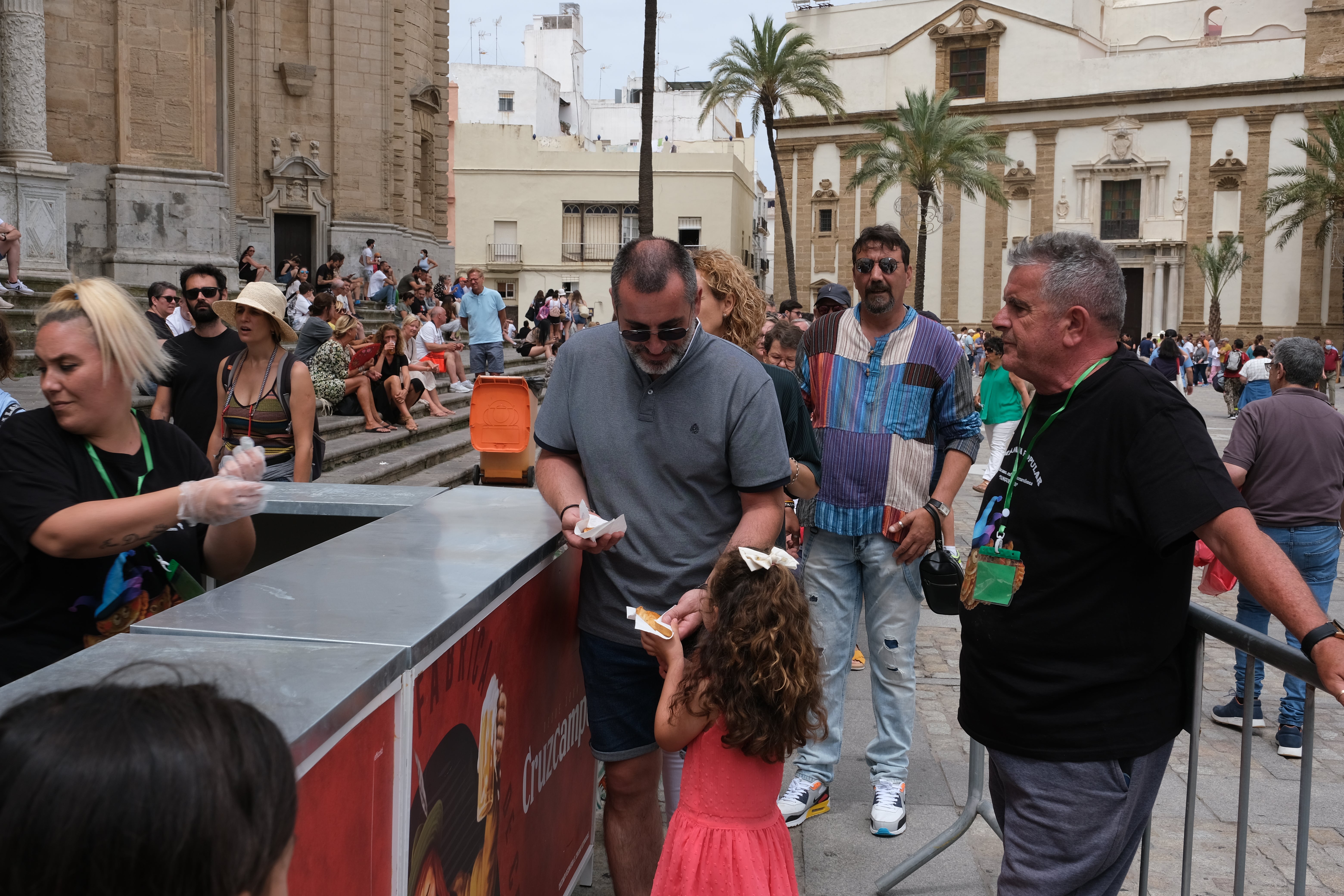 En imágenes: Primera Empanada Popular en la Plaza de la Catedral