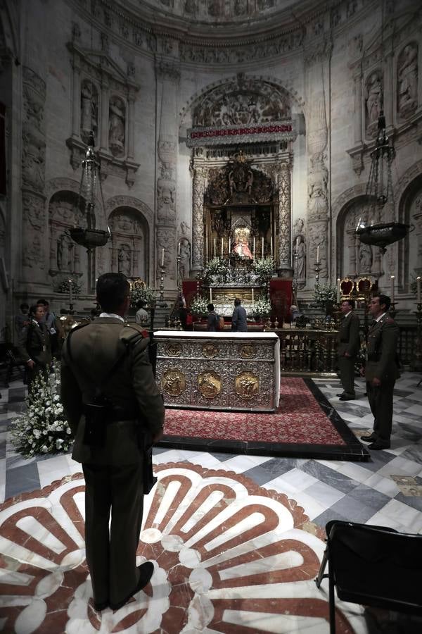 La urna de San Fernando abierta por su festividad en la Catedral de Sevilla