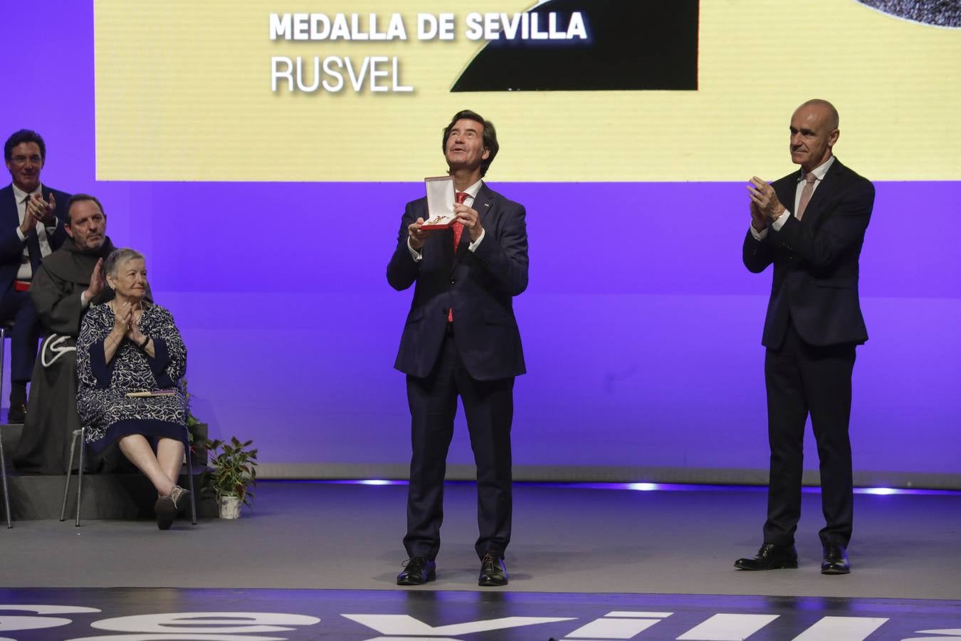 Acto de entrega de las Medallas de Sevilla