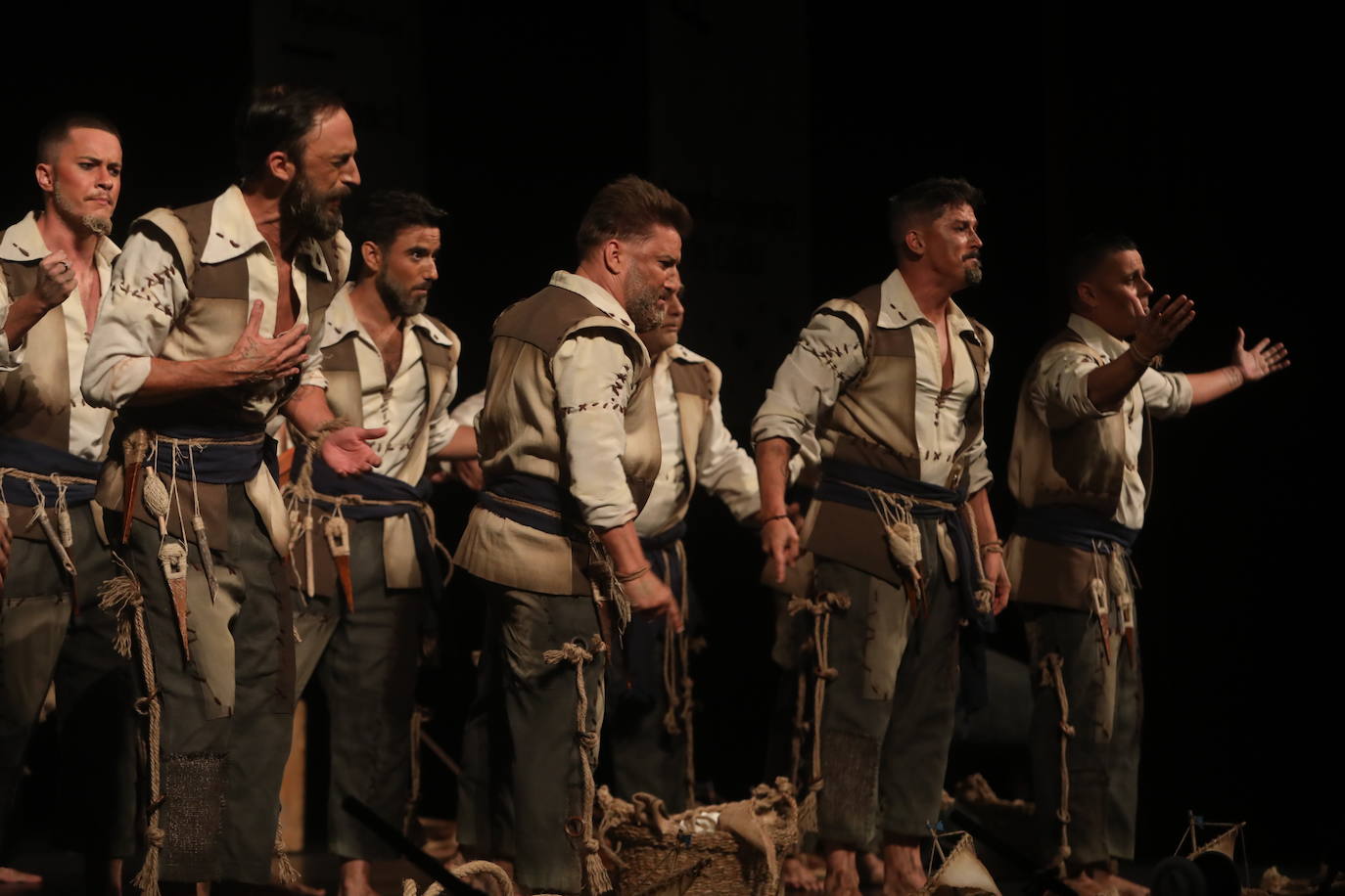 Fotos: Comparsa &#039;Los veleros&#039; en el COAC 2022. Carnaval de Cádiz