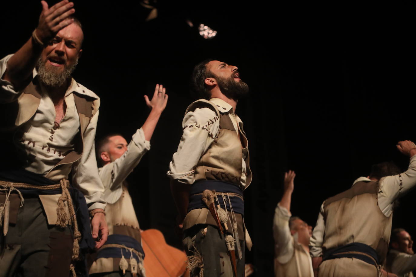 Fotos: Comparsa &#039;Los veleros&#039; en el COAC 2022. Carnaval de Cádiz