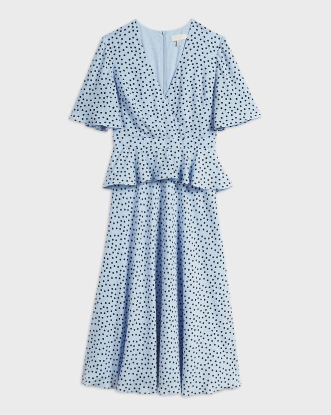 Vestido de Ted Baker. Diseño en corte midi, con peplum. Precio: 139€