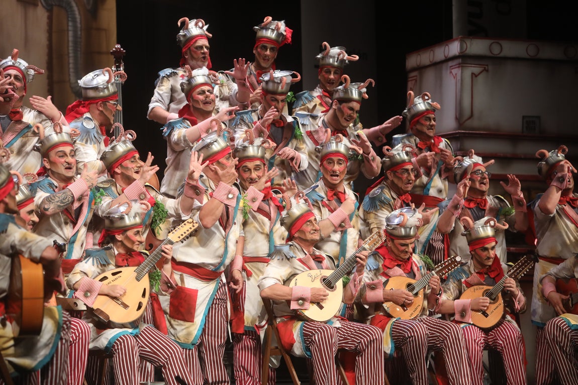 Fotos: coro &#039;Los babeta&#039; en el COAC 2022