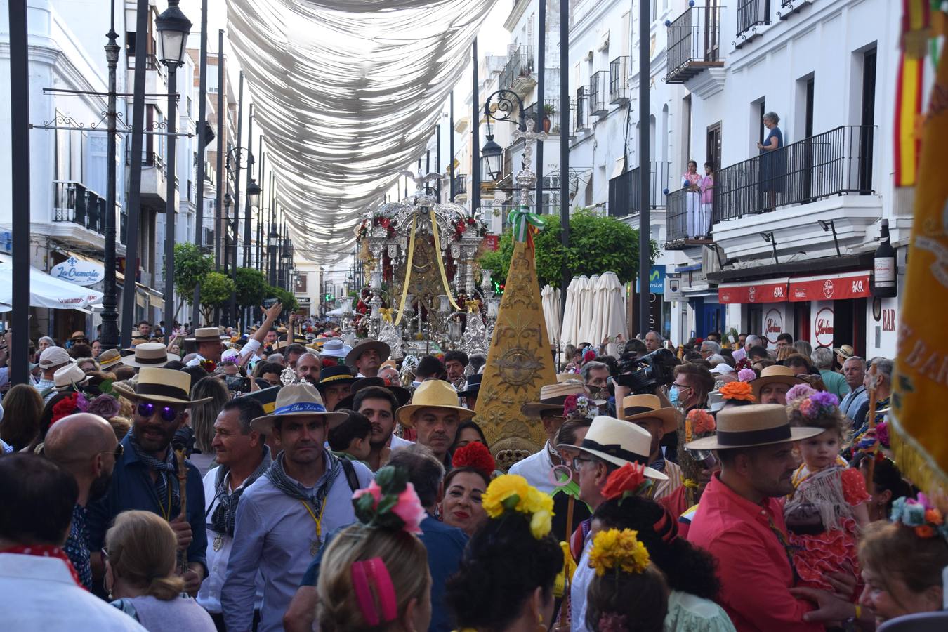 Doñana se llena de color con los peregrinos