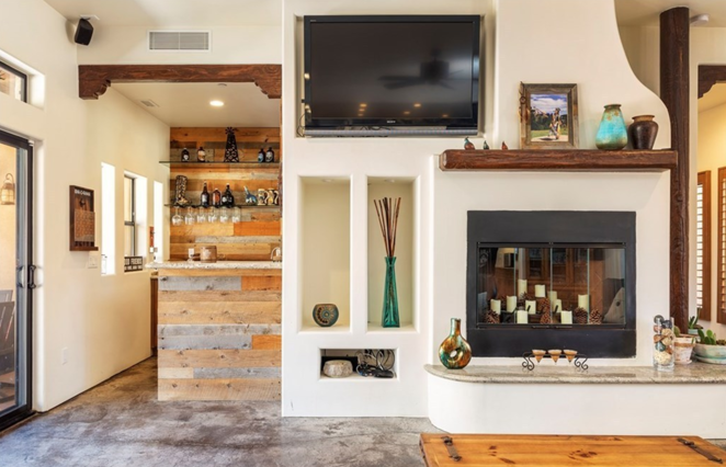 Así es el refugio de Amber Heard. Con la llegada de la crisis sanitaria mundial este tipo de propiedades alejadas se revalorizaron duplicando su precio, de ahí que ahora su valor se estime en un millón de euros.