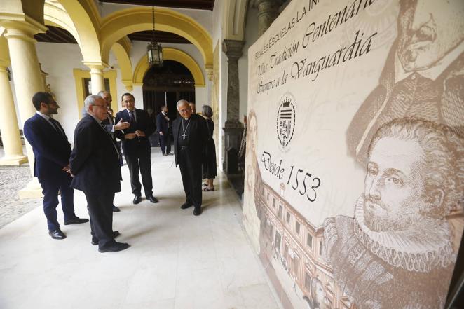 El estreno del documental sobre el colegio La Inmaculada de Córdoba, en imágenes