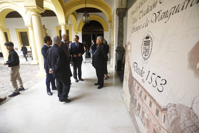 El estreno del documental sobre el colegio La Inmaculada de Córdoba, en imágenes