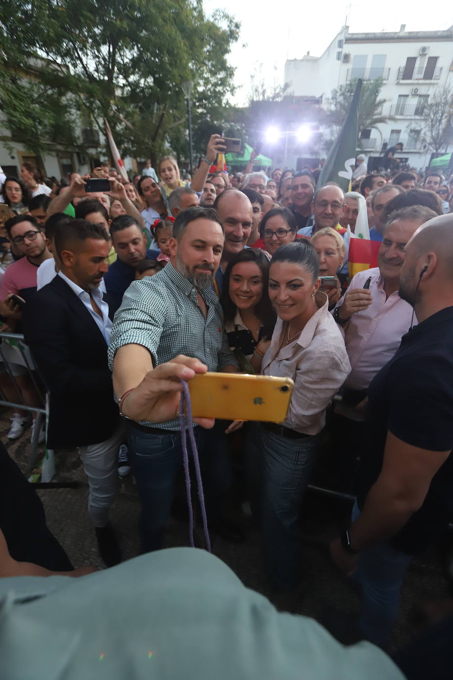 El mitin de Abascal y Olona (Vox) en Córdoba, en imágenes