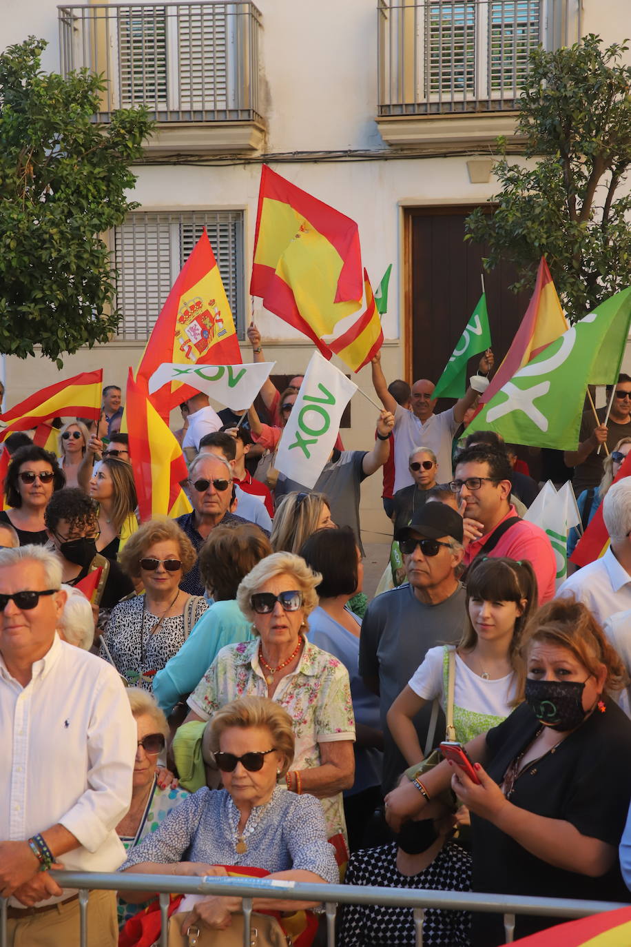 El mitin de Abascal y Olona (Vox) en Córdoba, en imágenes