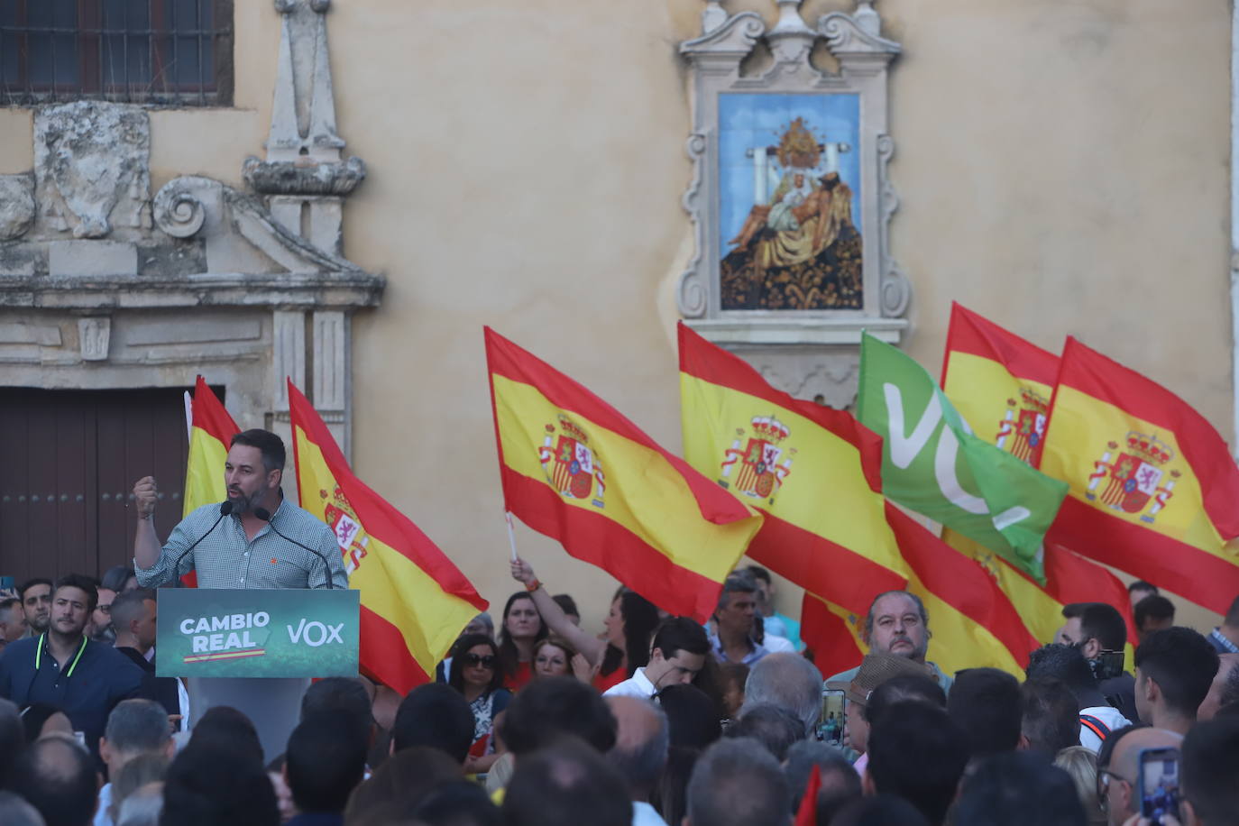 El mitin de Abascal y Olona (Vox) en Córdoba, en imágenes