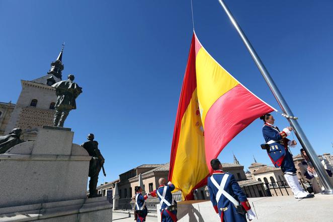 Relevo de la Guardia del Alcázar por el Regimiento del Rey nº1