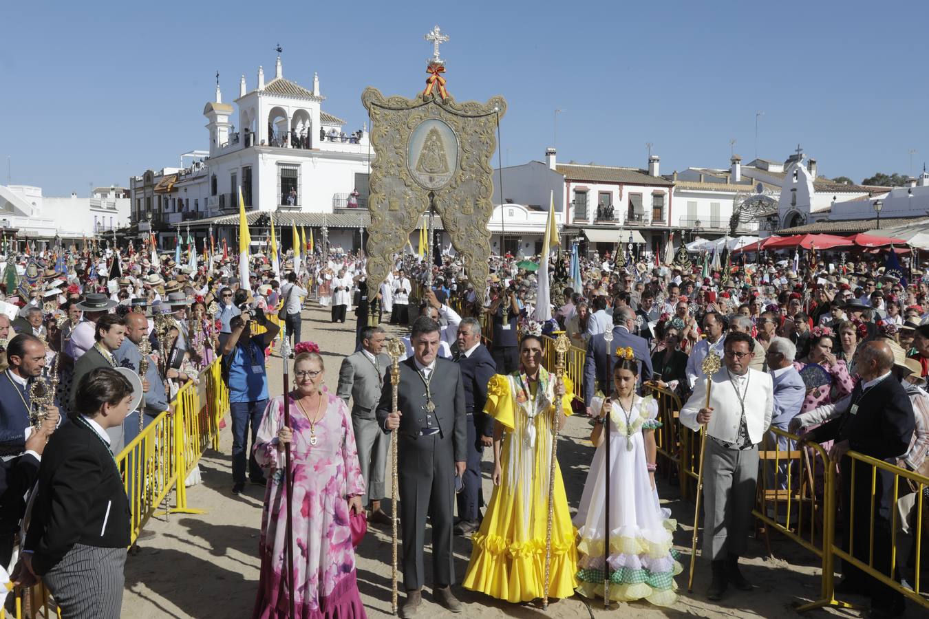 Las imágenes de la Misa de Pentecostés en el Rocío 2022