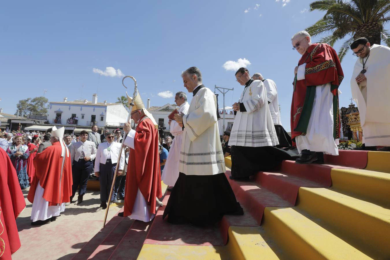 Las imágenes de la Misa de Pentecostés en el Rocío 2022