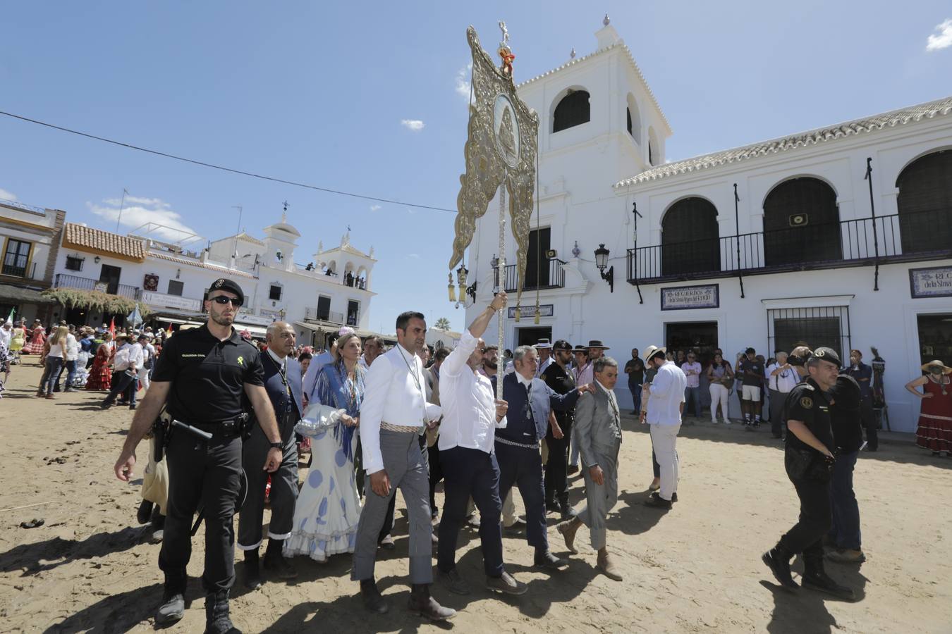 Las imágenes de la Misa de Pentecostés en el Rocío 2022