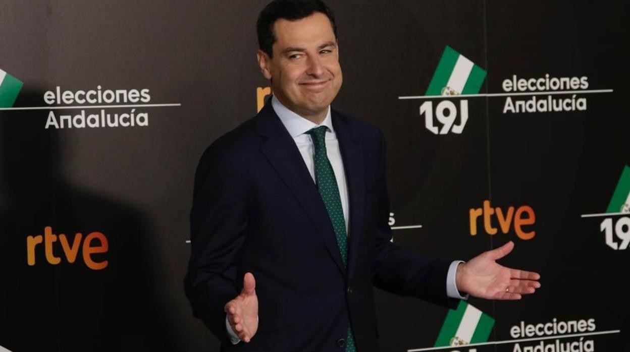 Llegada de los candidatos a las elecciones de Andalucía al primer debate, en imágenes