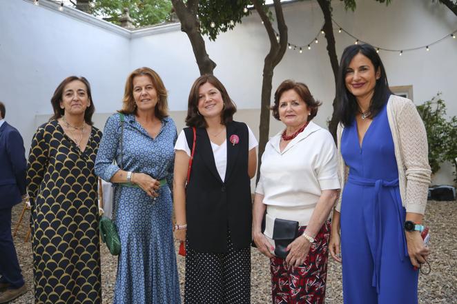 Rosa Ybarra, Mónica Gutiérrez, Marta Parias, Miriam Álvarez y Graciela de la Morena