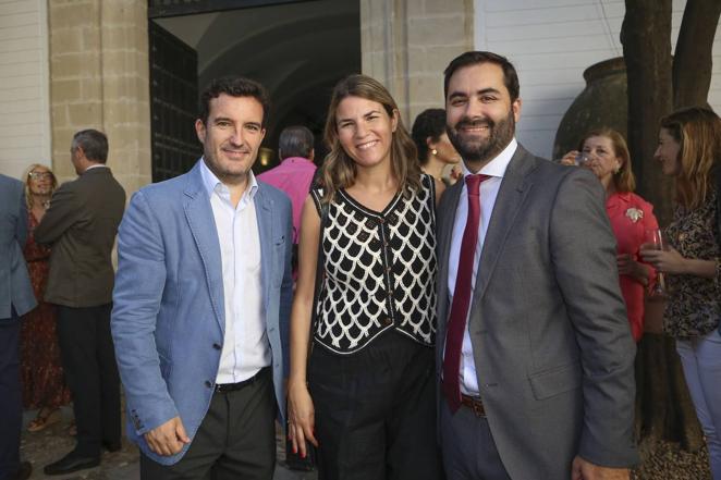 Jorge Bretos, María Rojas y Juan Luis Fernández Abades