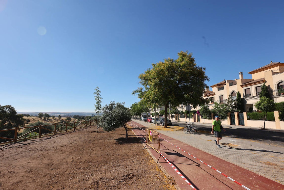 La finalización de la urbanizacion de Mirabueno de Córdoba, en imágenes