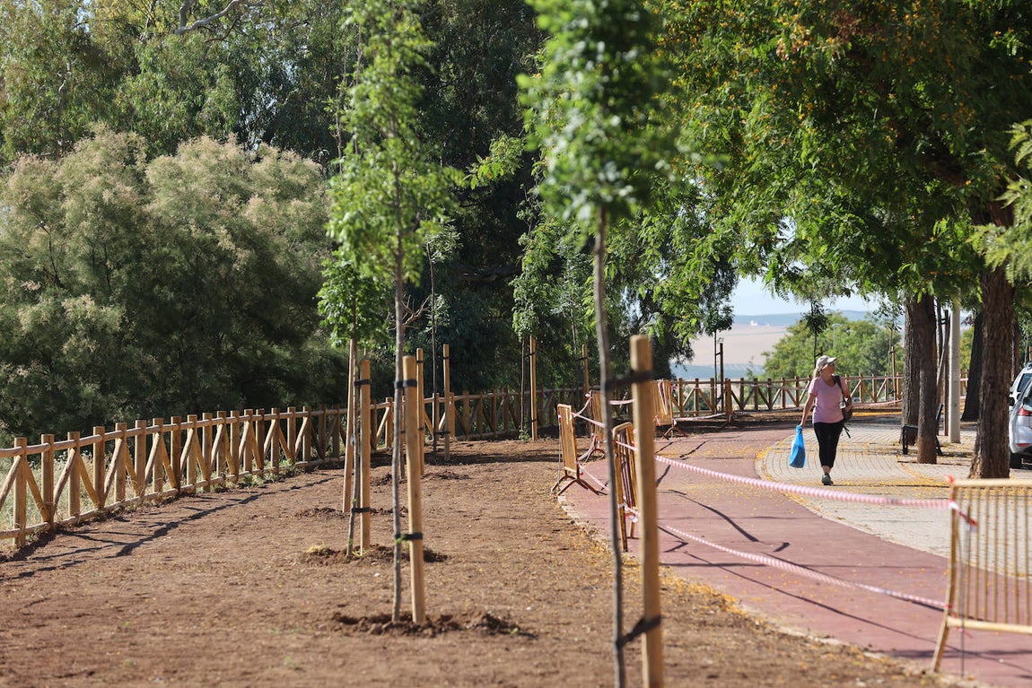 La finalización de la urbanizacion de Mirabueno de Córdoba, en imágenes