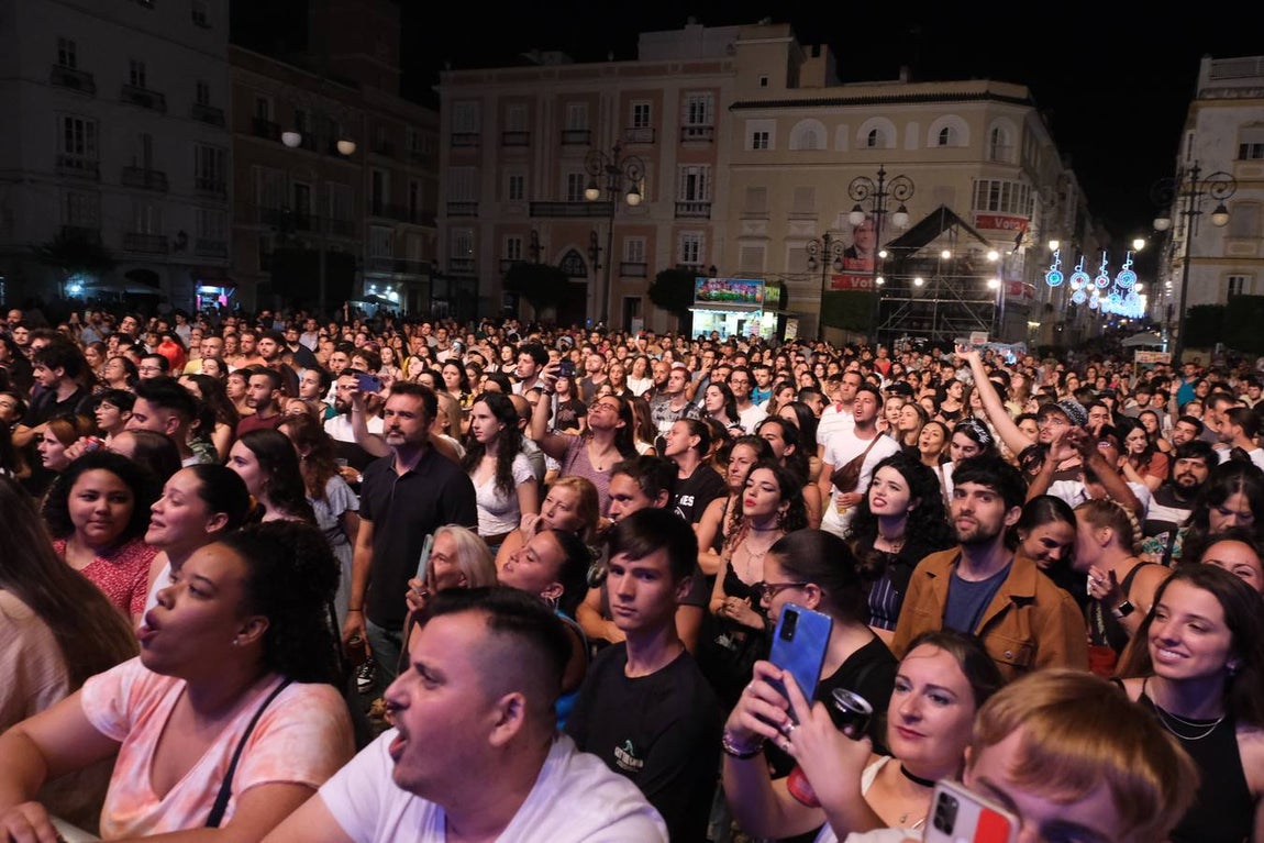 Fotos: Concierto de Rayden en la plaza de San Antonio de Cádiz