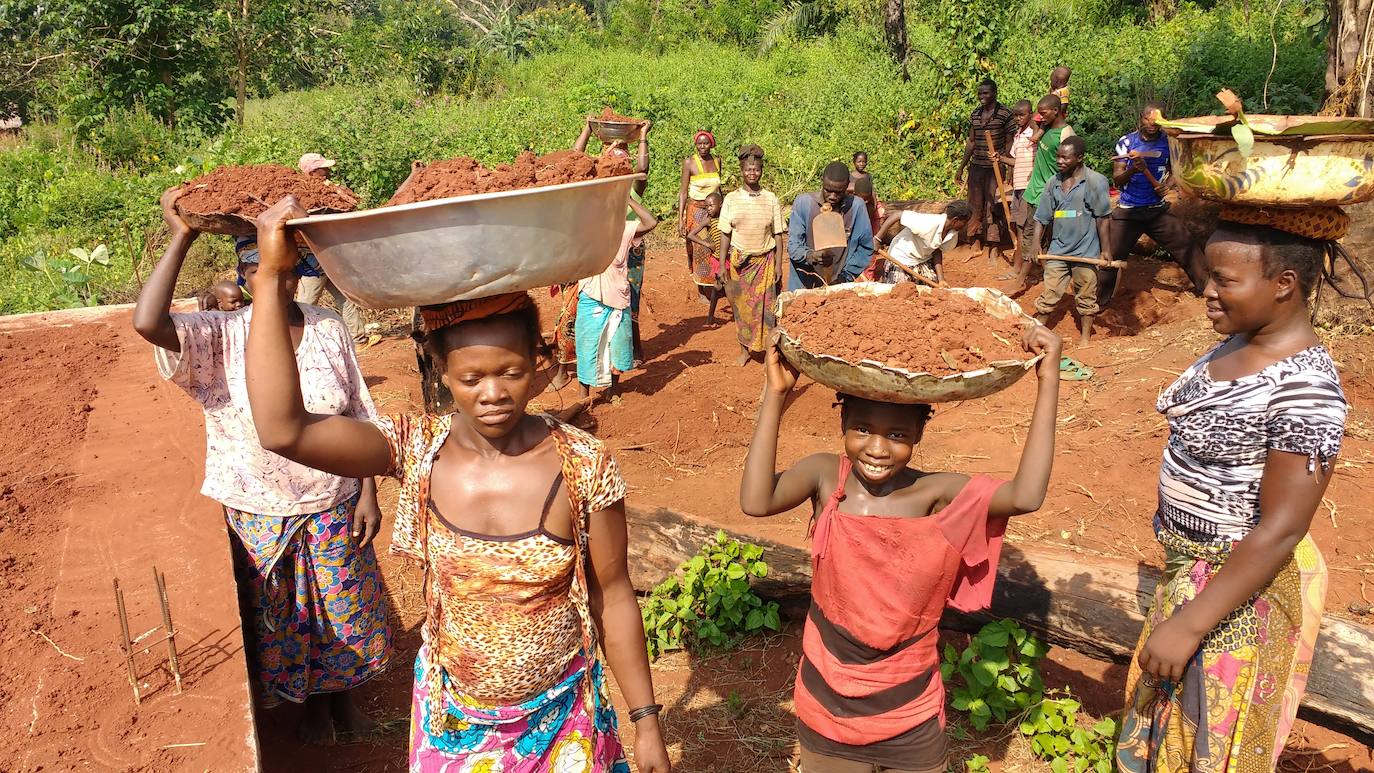 Veinte años de la Fundación Bangassou, en imágenes (I)