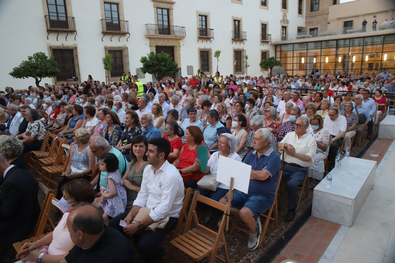 El concierto benéfico de Cáritas Córdoba, en imágenes