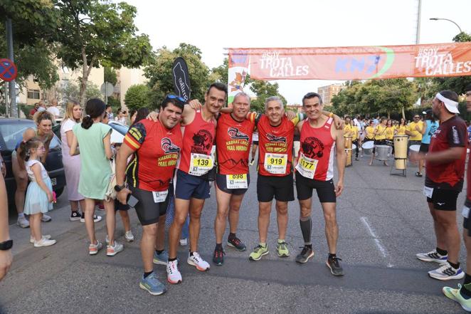 Las mejores imágenes de la Carrera Nocturna Trotacalles en Córdoba